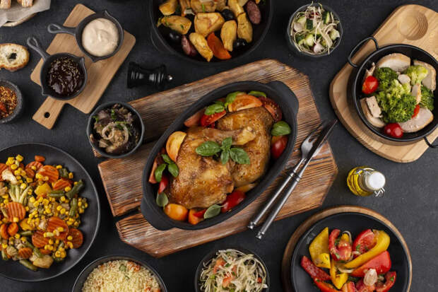 В Калгари тысячи людей стоят в очереди за бесплатной едой