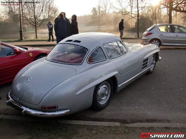 Парижская тусовка Cars & Coffee (36 фото+видео)