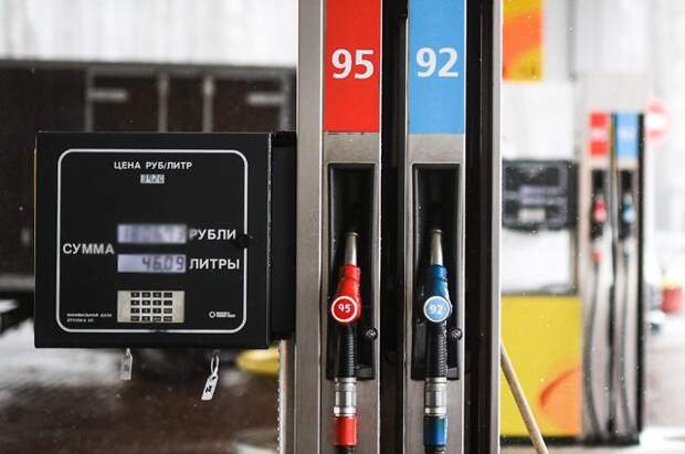 Дешевле — вреднее. Можно ли смешивать 92-й и 95-й бензин?