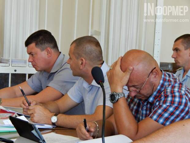 В севастопольском суде Геннадий Басов держится достойно (фото)