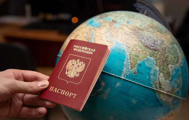 Тулякам объяснили, как можно поменять паспорт онлайн