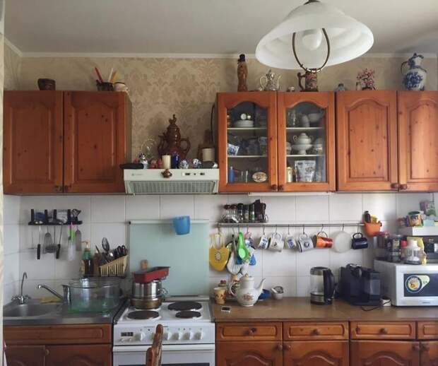 С конца 90-х кухня не видела ремонта: более яркого преображения вы не увидите