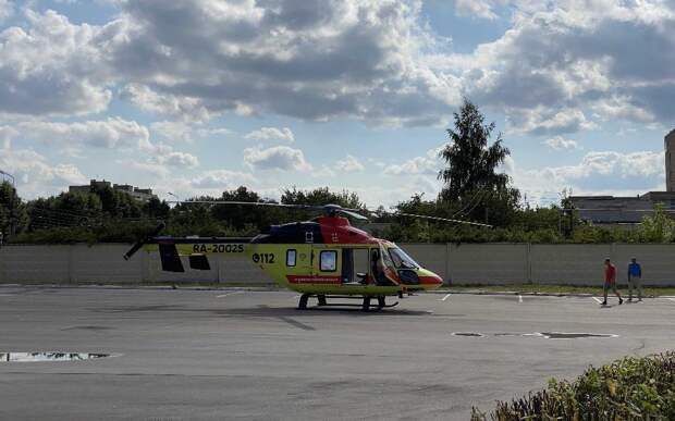 В Сапожковскую больницу доставили пациентку на вертолёте