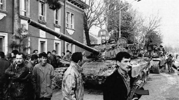 Ну, как вы там, освободившиеся, счастливы без оккупанта?