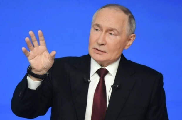 Путин призвал к поддержке многодетных семей при увеличении доходов