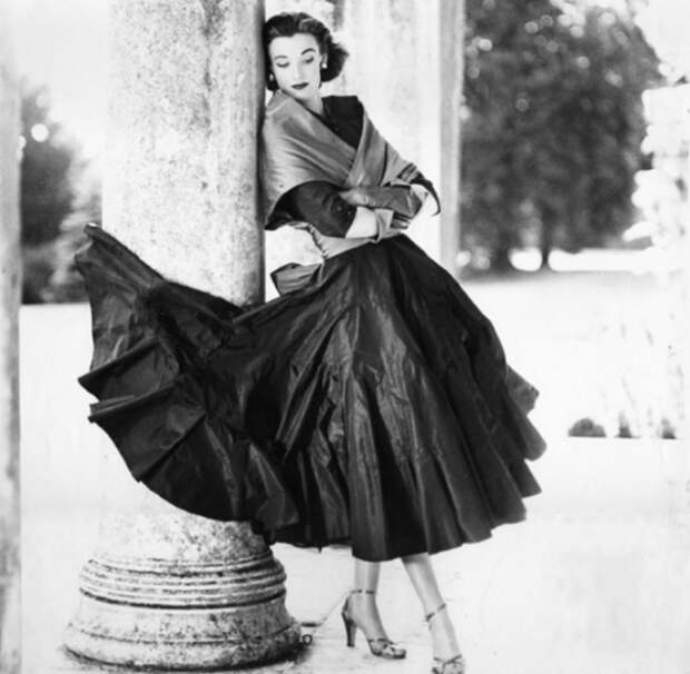 Чёрное платье. Норман Паркинсон (Norman Parkinson) - мастер модной фотографии. Чёрное платье. Норман Паркинсон (Norman Parkinson) - мастер модной фотографии.