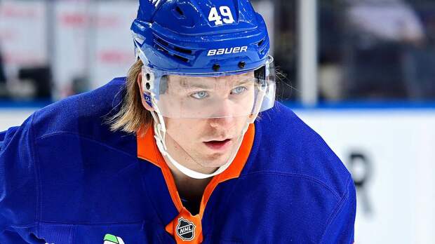 Ассист Шабанова помог «Айлендерс» обыграть «Чикаго»