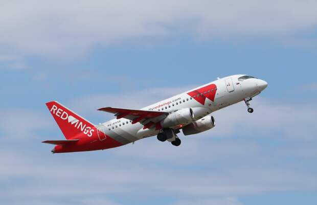 Российская авиакомпания запустила распродажу билетов со скидками до 60 процентов