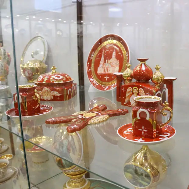 Чем знаменита на весь мир фарфоровая империя семьи Кузнецовых: Дулевский фарфор