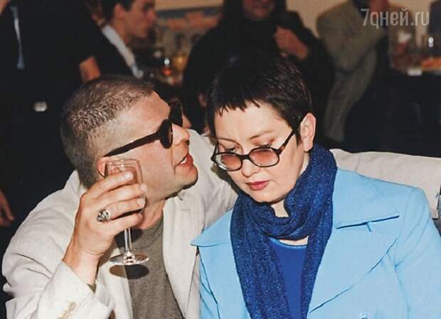 Как выглядят жены и подруги наших рок-легенд