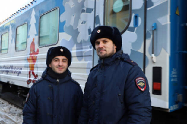 Праздничный поезд Деда Мороза прибыл в Хабаровск