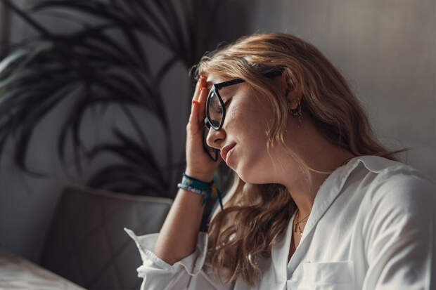 Терапевт Кузьменко: охлаждающая маска соответствует рекомендациям при мигрени