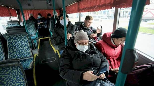 Пенсионерам по всей России предложили дать единую социальную карту с бесплатным проездом