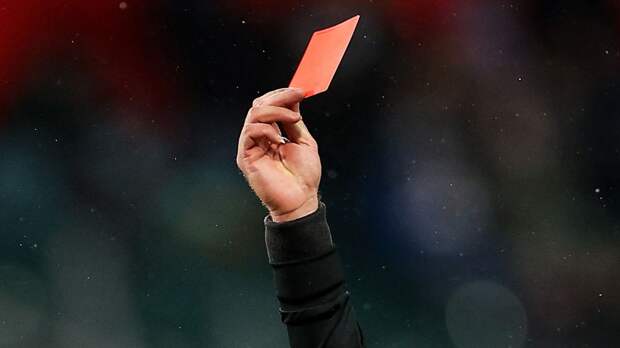 «Галатасарай» обратился к судьям по ходу дерби: «Мы видим зло внутри вас»