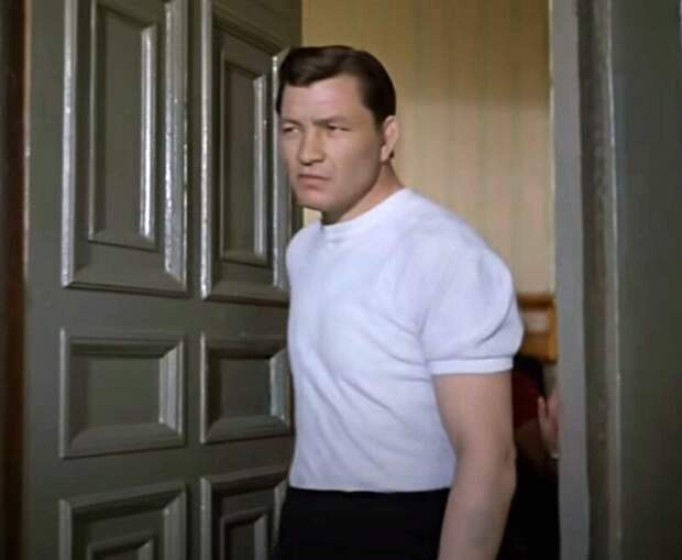 В фильме "Джентльмены удачи", 1971 год