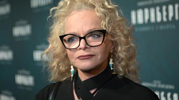 Известный российский певец заступился за Ларису Долину