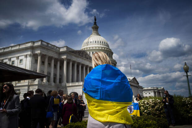 The Hill: сенатор Вэнс глубоко ошибается насчет прекращения помощи Украине