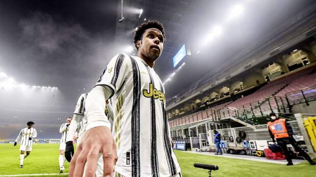 «Ювентус» продлил контракт с Маккенни до 2030 года