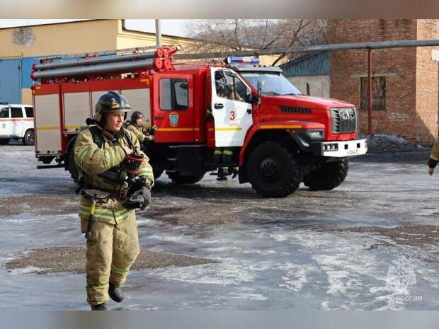 За сутки в регионе произошло 11 пожаров