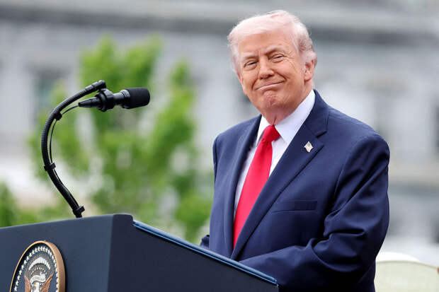 Трамп заявил, что дал ЕС время до 4 июля для отмены пошлин в рамках сделки с США
