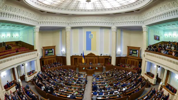 Парубий подписал закон с нормами об импичменте президента