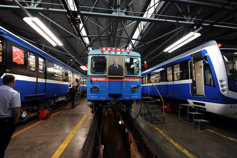 Ретропоезда, на которых вы можете отправиться в прошлое (ФОТО)