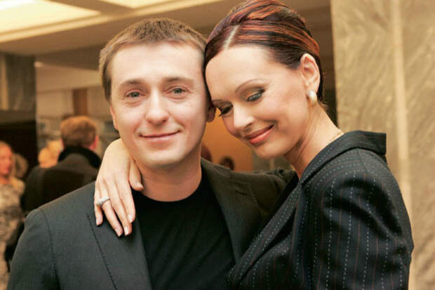 С первой женой Ириной Безруковой