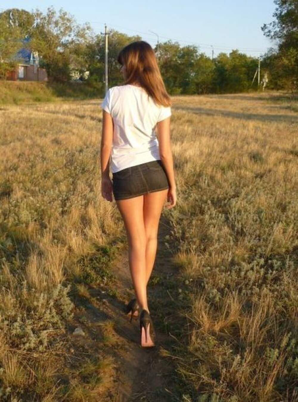 Русские девушки в коротких шортах