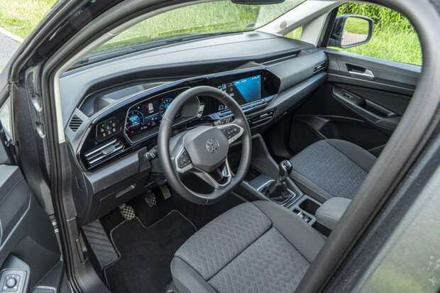 Volkswagen Caddy интерьер