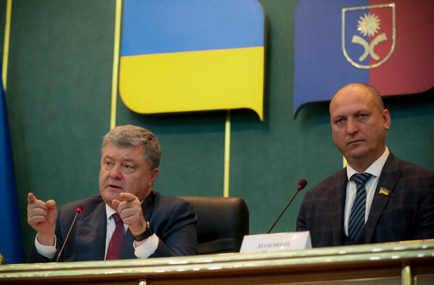 В пользу перед выборами для Порошенко новые санкции точно не пойдут.