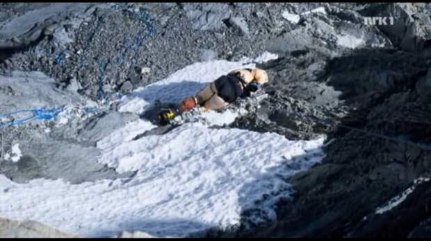 Пугающие снимки с горы Эверест