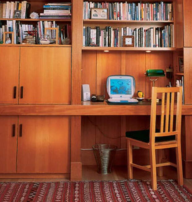 mini-home-office-nook-between-wall8