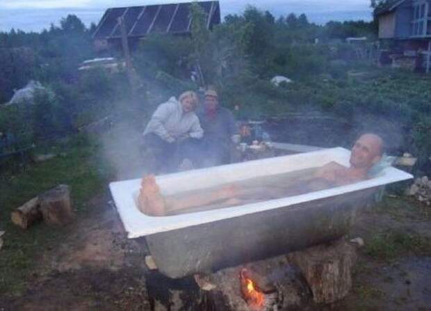 ванна, костер, мужчина