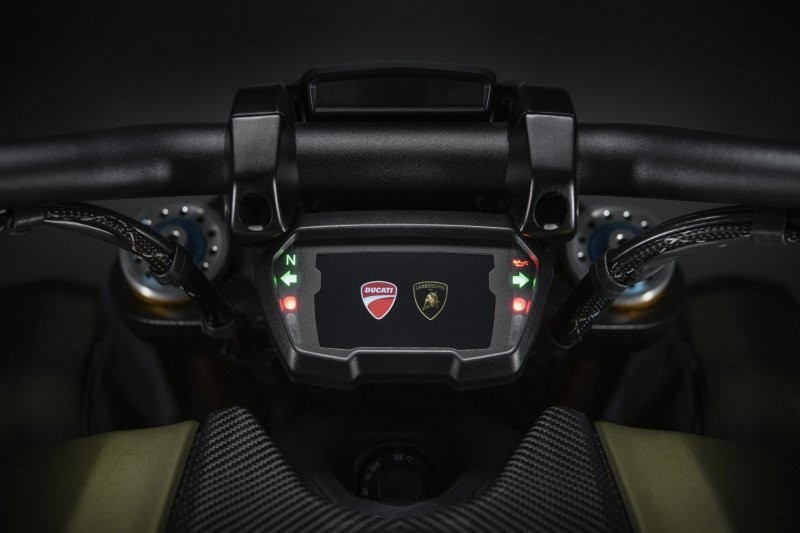 Ducati и Lamborghini представили байк ограниченной серии, вдохновленный гибридным суперкаром Sian