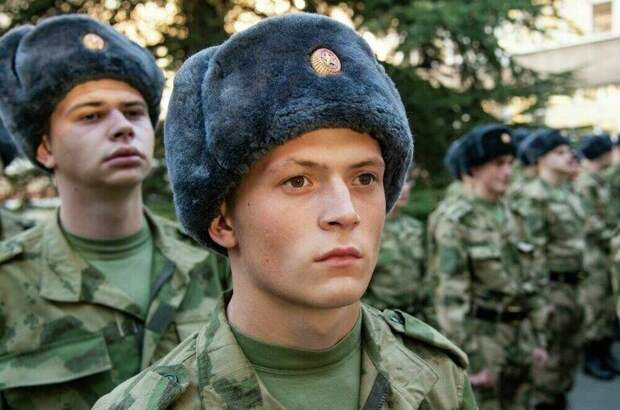 Весенний призыв‑2026: сроки, новшества, отсрочки и риски для молодёжи