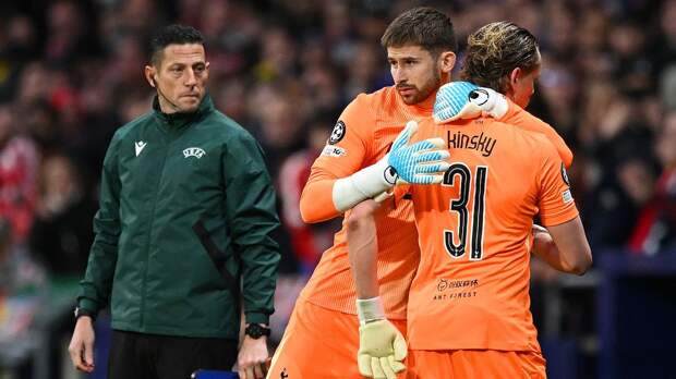 Де Хеа поддержал вратаря «Тоттенхэма», который установил антирекорд в Лиге чемпионов