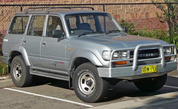 Родом из 90-х: TOYOTA LAND CRUISER.