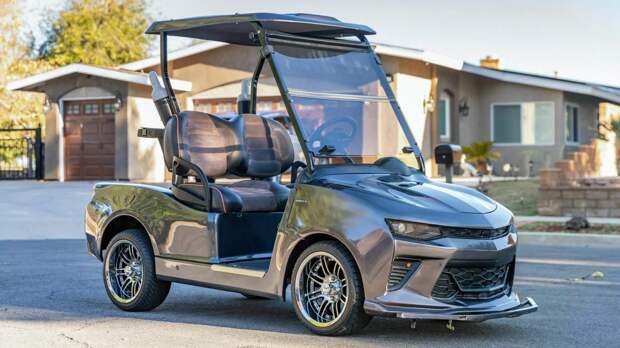 В США гольфкары стилизуют под автомобили