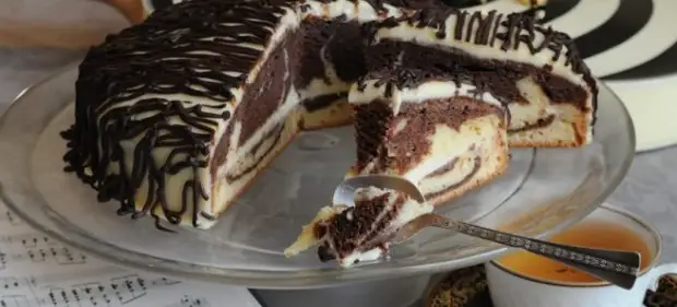 Пирог «Зебра» на кефире - лучшие рецепты вкусного, красивого и пышного десерта
