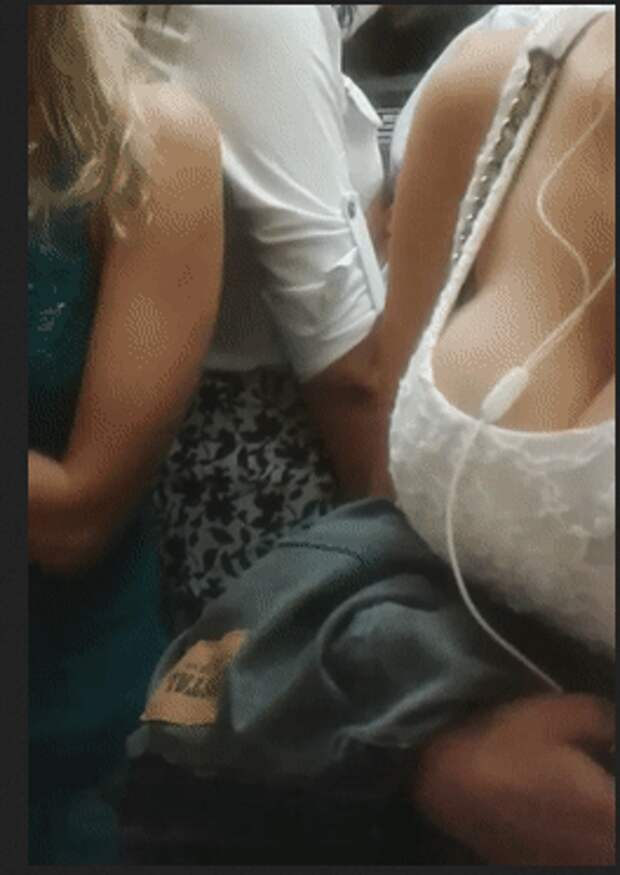 http://cdn.fishki.net/upload/post/2017/07/05/2329377/devushka-nsfw-obwestvennyj-transport-metro-3911452.gif