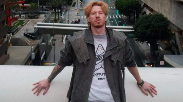 Внук Пугачевой переехал к своей 26-летней возлюбленной