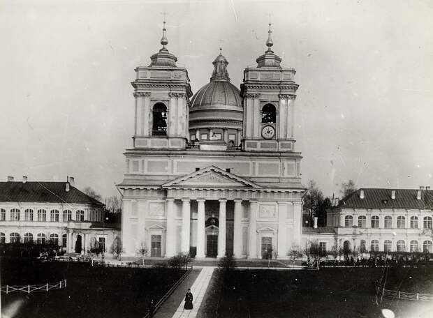 Свято-Троицкий собор Александро-Невской лавры, 1910-е