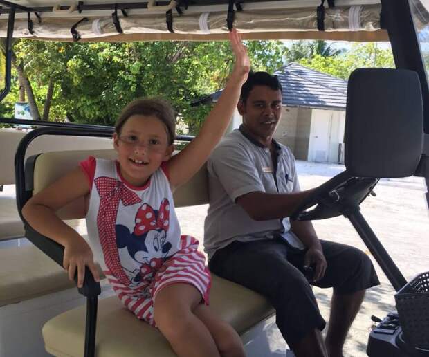 Дочь Даны Борисовой Полина опубликовала архивное фото в возрасте 9 лет