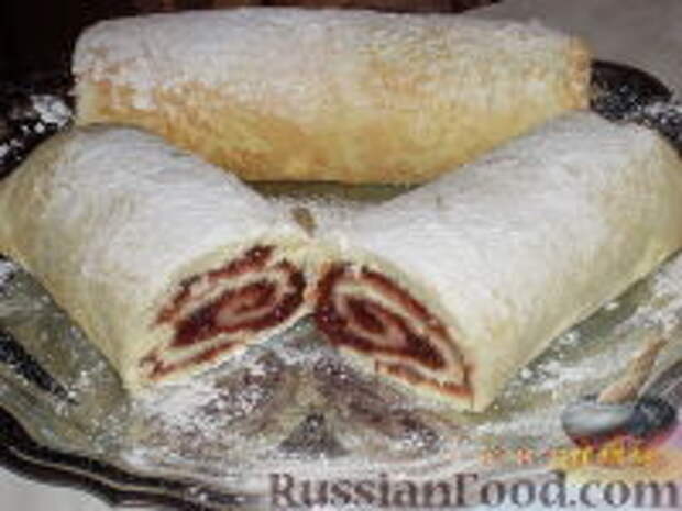 Фото к рецепту: Домашний рулет к чаю Фото к рецепту: Домашний рулет к чаю