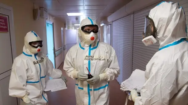 В Петербурге рассказали о социальных выплатах медработникам с COVID-19