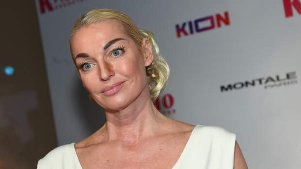 Волочкова рассказала, зачем уезжала в Лондон