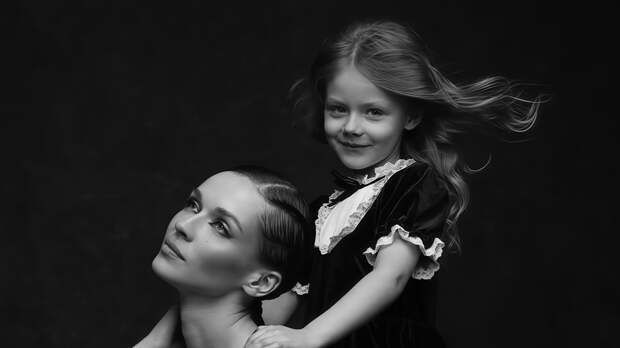 «Олег Павлович пробивается»: фото Синицыной с внучкой Табакова впечатлили соцсети