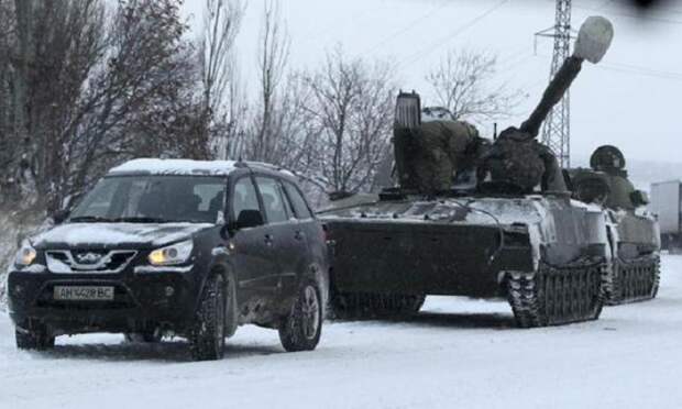 ВСУ прорывается из Дебальцево прикрываясь мирным населением