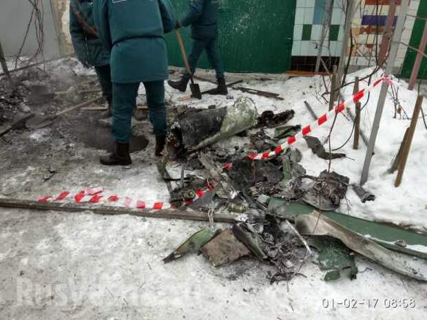 ВАЖНО: на Макеевку упала хвостовая часть украинского «БУКа», которым пытались сбить беспилотник ОБСЕ (ФОТО) | Русская весна