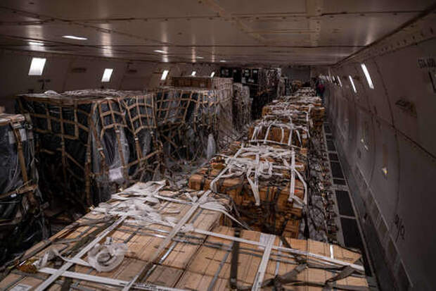 Российские дроны атаковали грузовой Ан-124, прилетевший на Украину из Польши